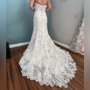 Stunning New Never Used Kenneth Winston Wedding Dress